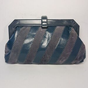 Vintage La‎ Regale Blue Gray Clutch Purse Diagonal Stripes Faux Leather Suede